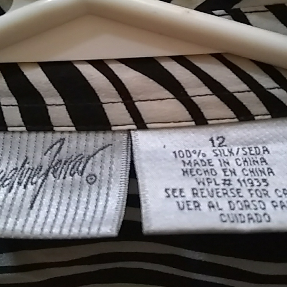 SILK Button Down Zebra Design Blouse - Picture 4 of 6